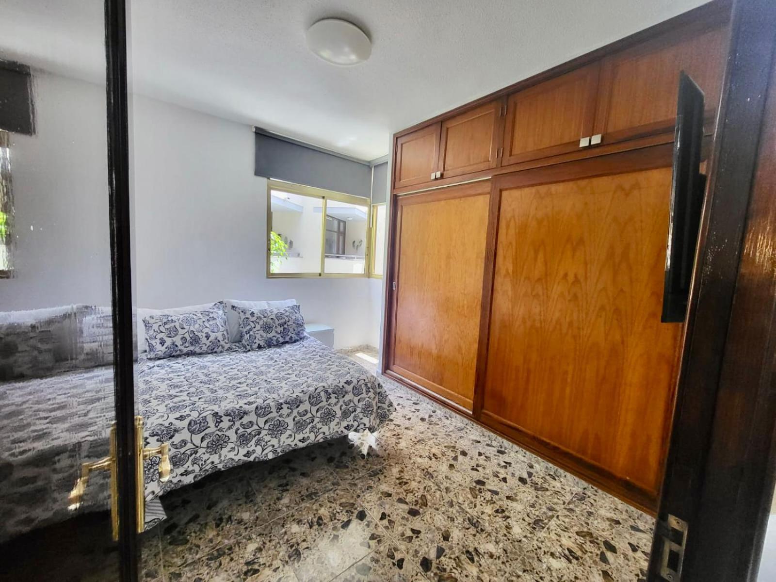 Affordable Holiday Accommodation For Large Families And Groups At Las Canteras Beach With 3 Bedrooms And Free Parking Las Palmas de Gran Canárias Exterior foto