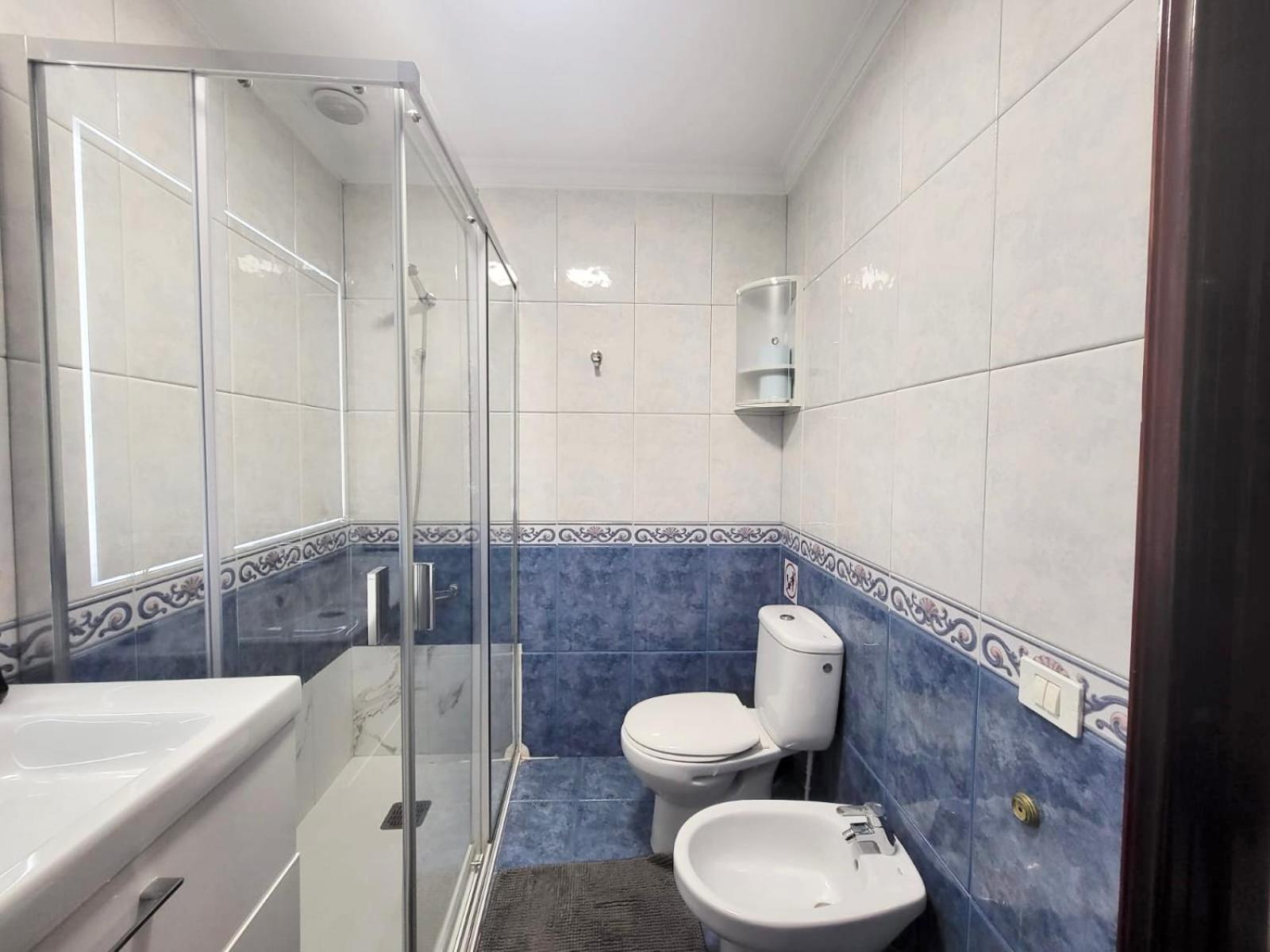 Affordable Holiday Accommodation For Large Families And Groups At Las Canteras Beach With 3 Bedrooms And Free Parking Las Palmas de Gran Canárias Exterior foto
